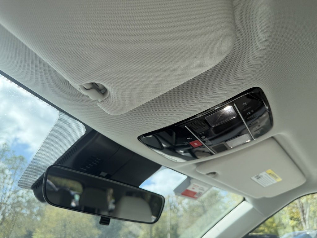 Used 2025 Hyundai Santa Fe SEL image 25