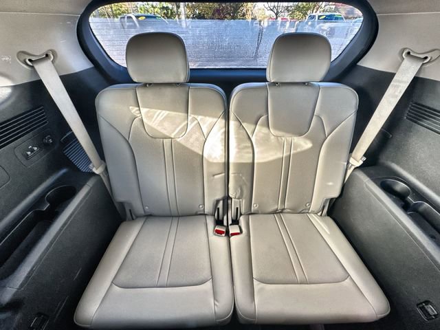 Used 2022 Kia Sorento S w/ Panoramic Sunroof Package image 31