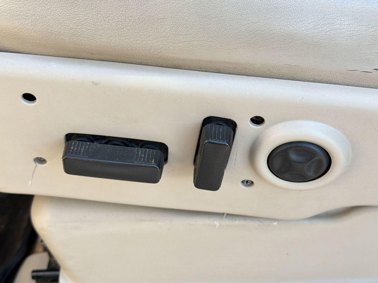 Used 2003 Cadillac Escalade 2WD w/ Marketing Vehicle Package image 14