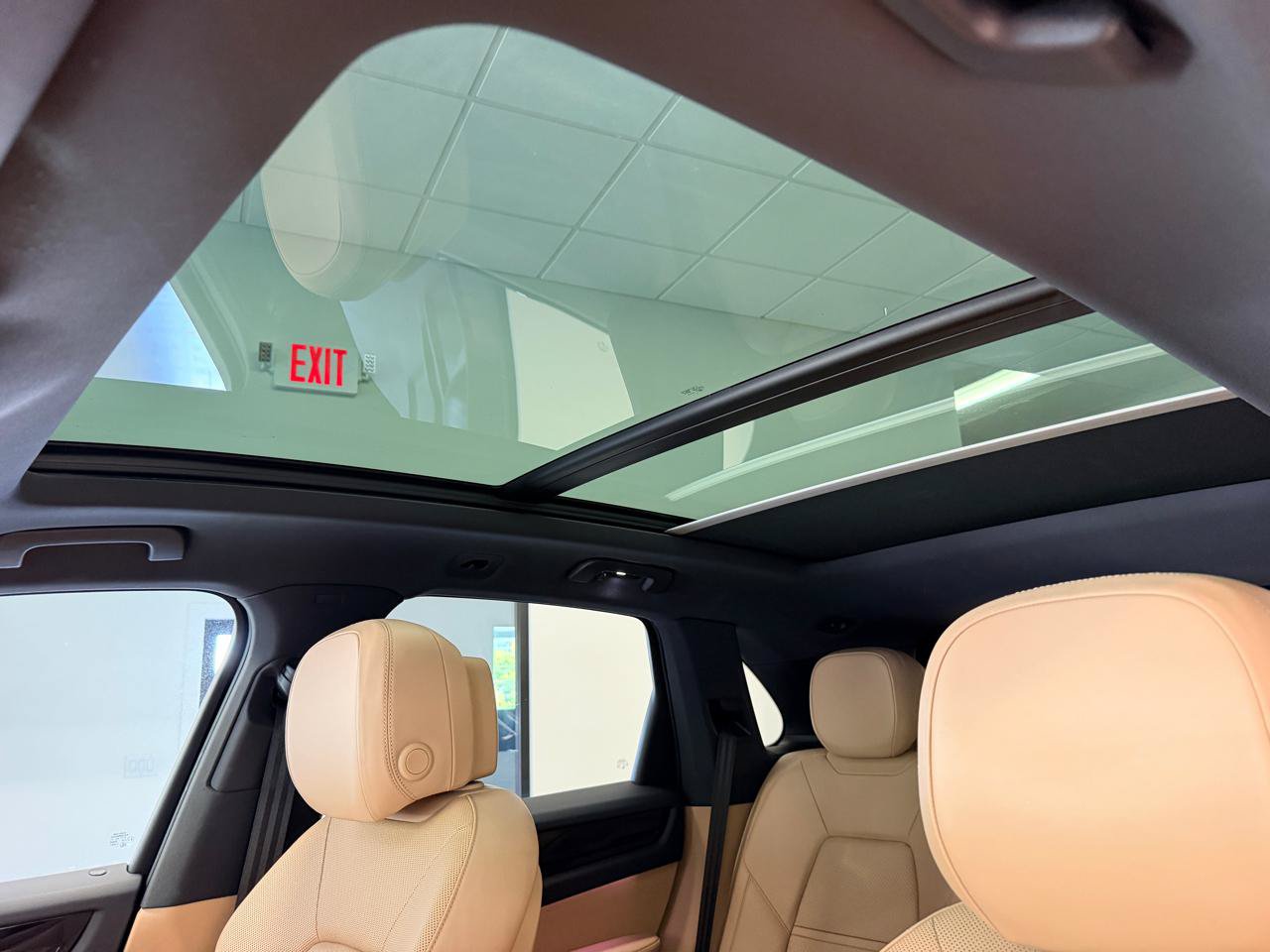 Used 2019 Porsche Cayenne AWD/4WD image 54