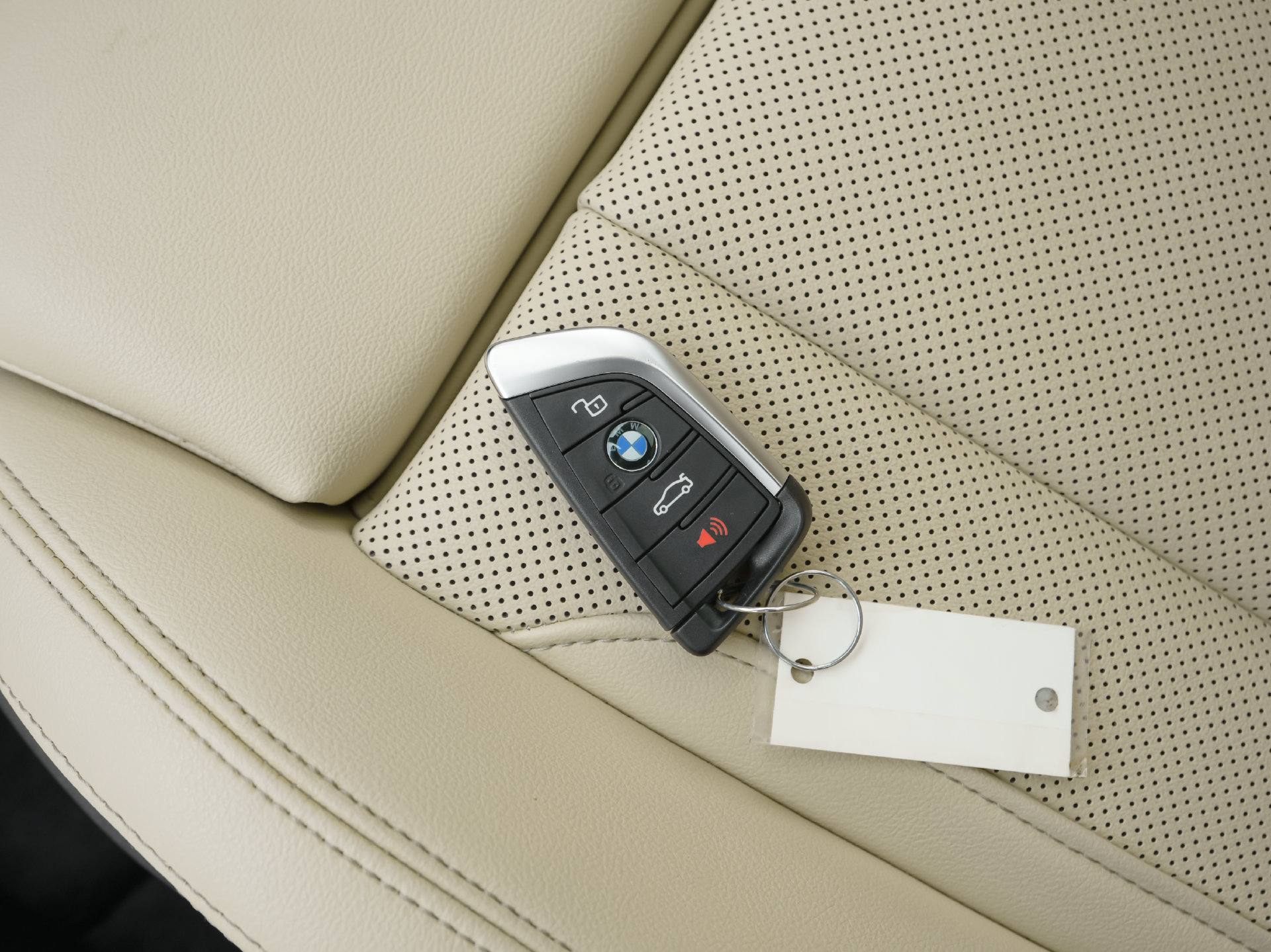 Used 2024 BMW 330i Sedan w/ Convenience Package RWD image 45