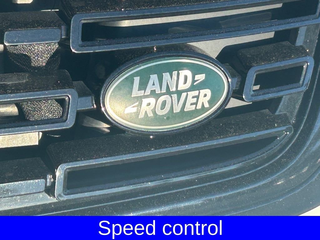 Used 2025 Land Rover Range Rover Velar Dynamic SE AWD/4WD image 17