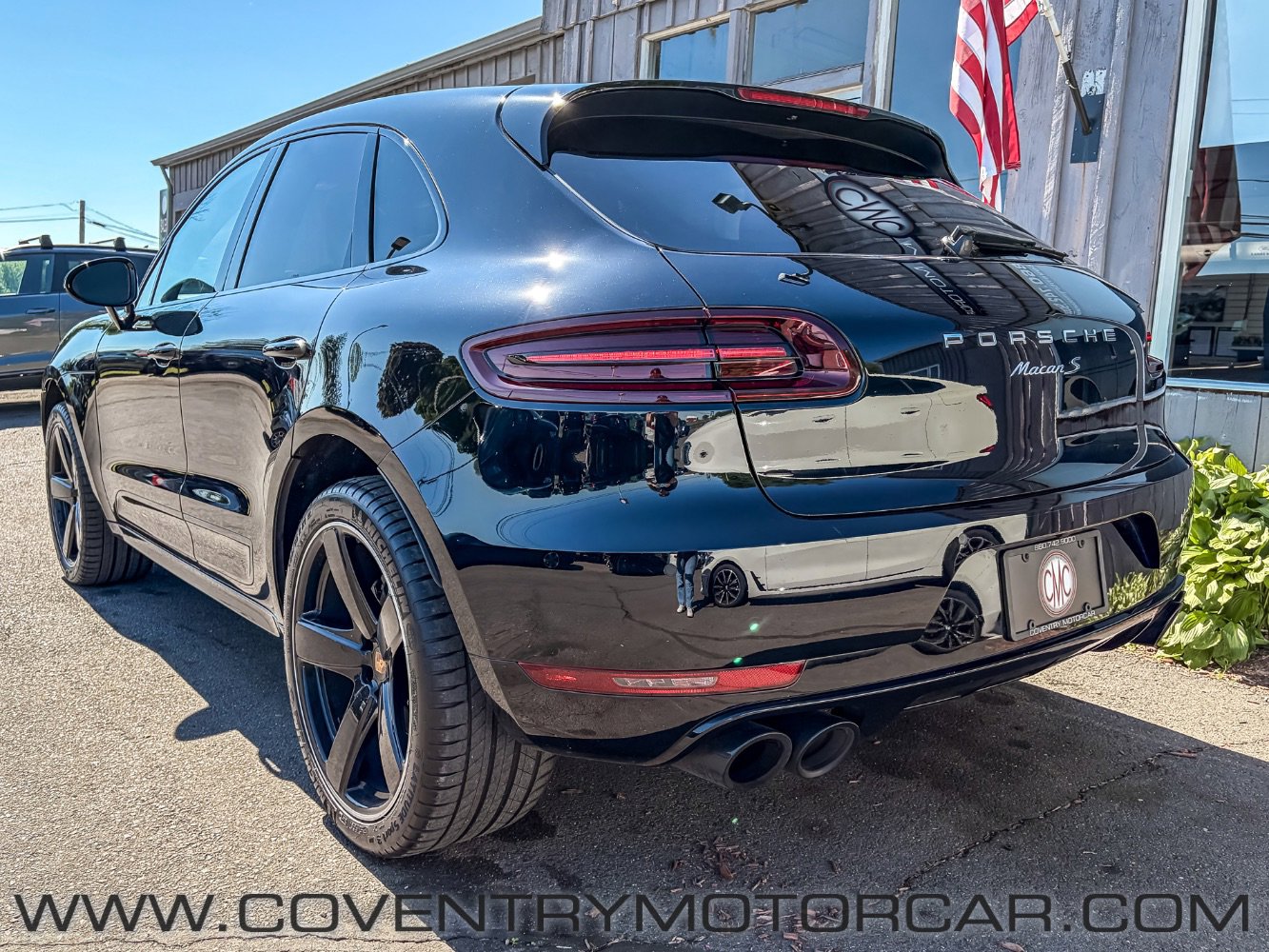 Used 2015 Porsche Macan S AWD/4WD image 7