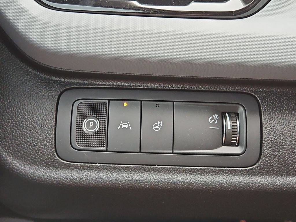 New 2027 Chevrolet Bolt RS FWD image 9
