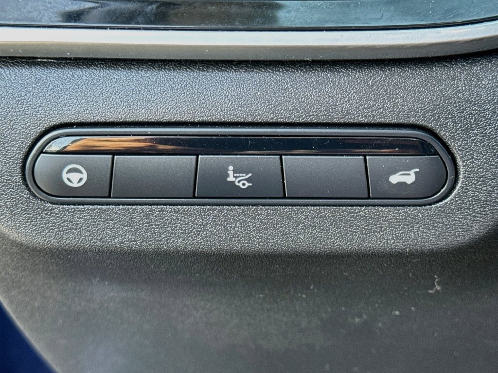 Certified 2023 INFINITI QX60 Luxe w/ Vision Package AWD/4WD image 11