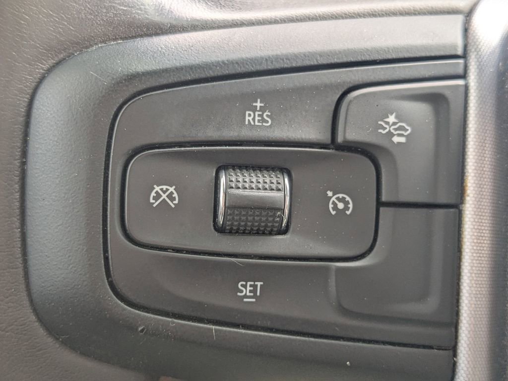 Used 2021 GMC Yukon SLT w/ Rear Media and Nav Package image 14