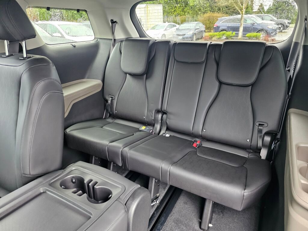 New 2026 Kia Carnival EX image 23