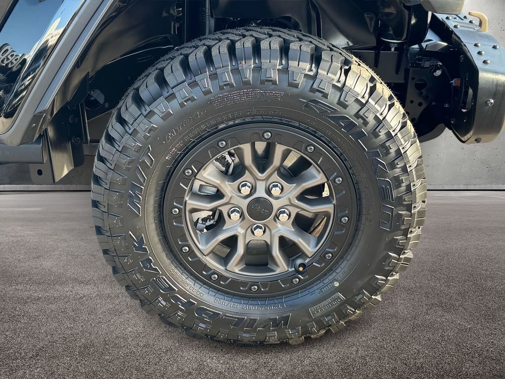 Used 2023 Jeep Wrangler Unlimited Rubicon 392 image 7