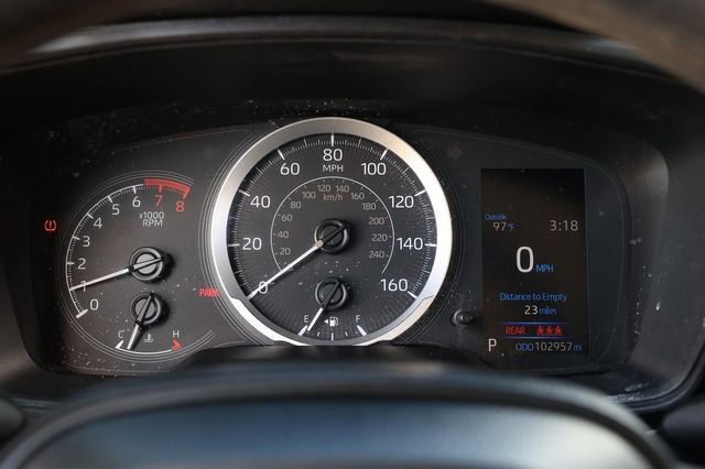 Used 2022 Toyota Corolla LE image 30