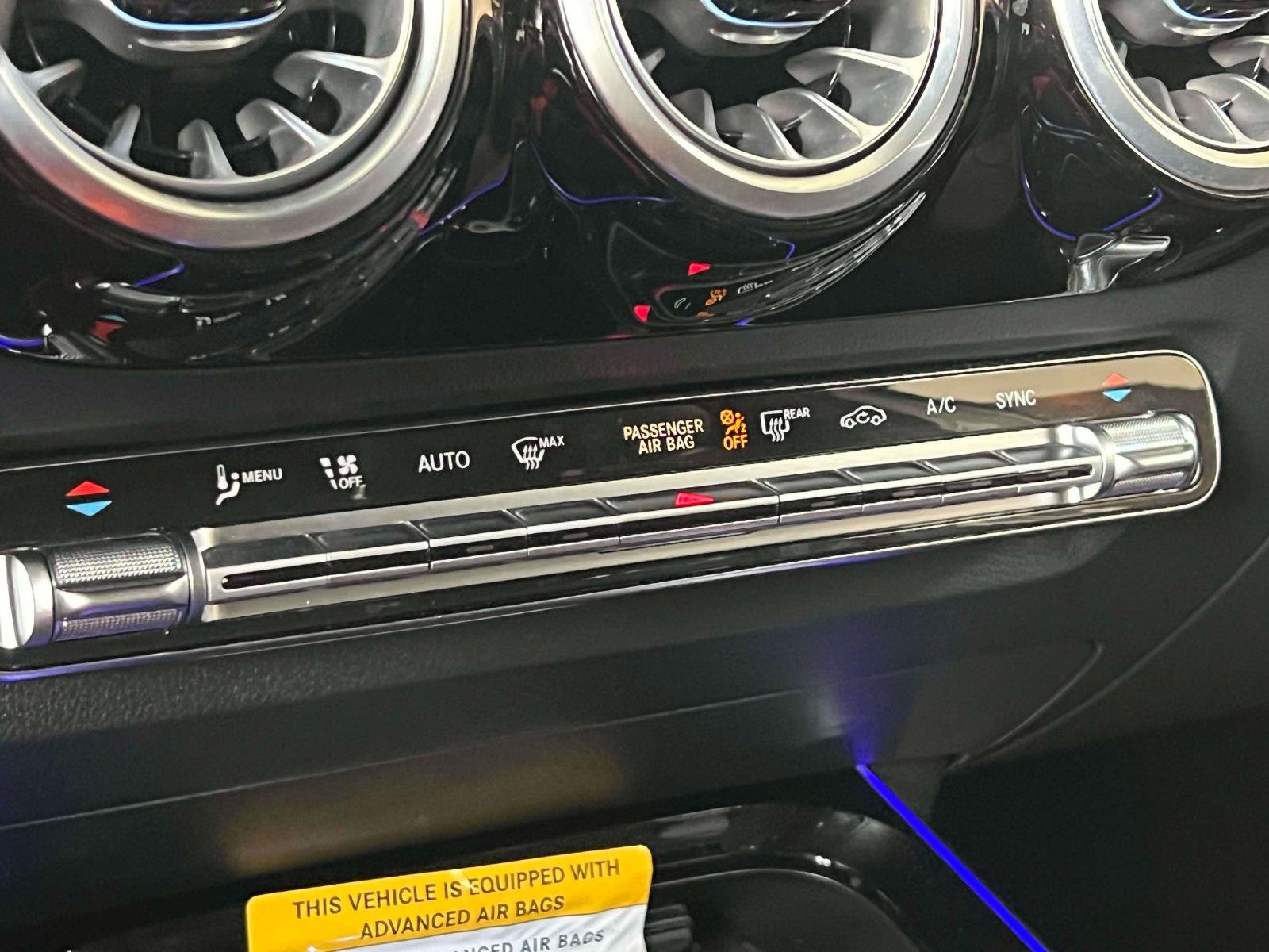Certified 2025 Mercedes-Benz GLA 250 4MATIC image 15