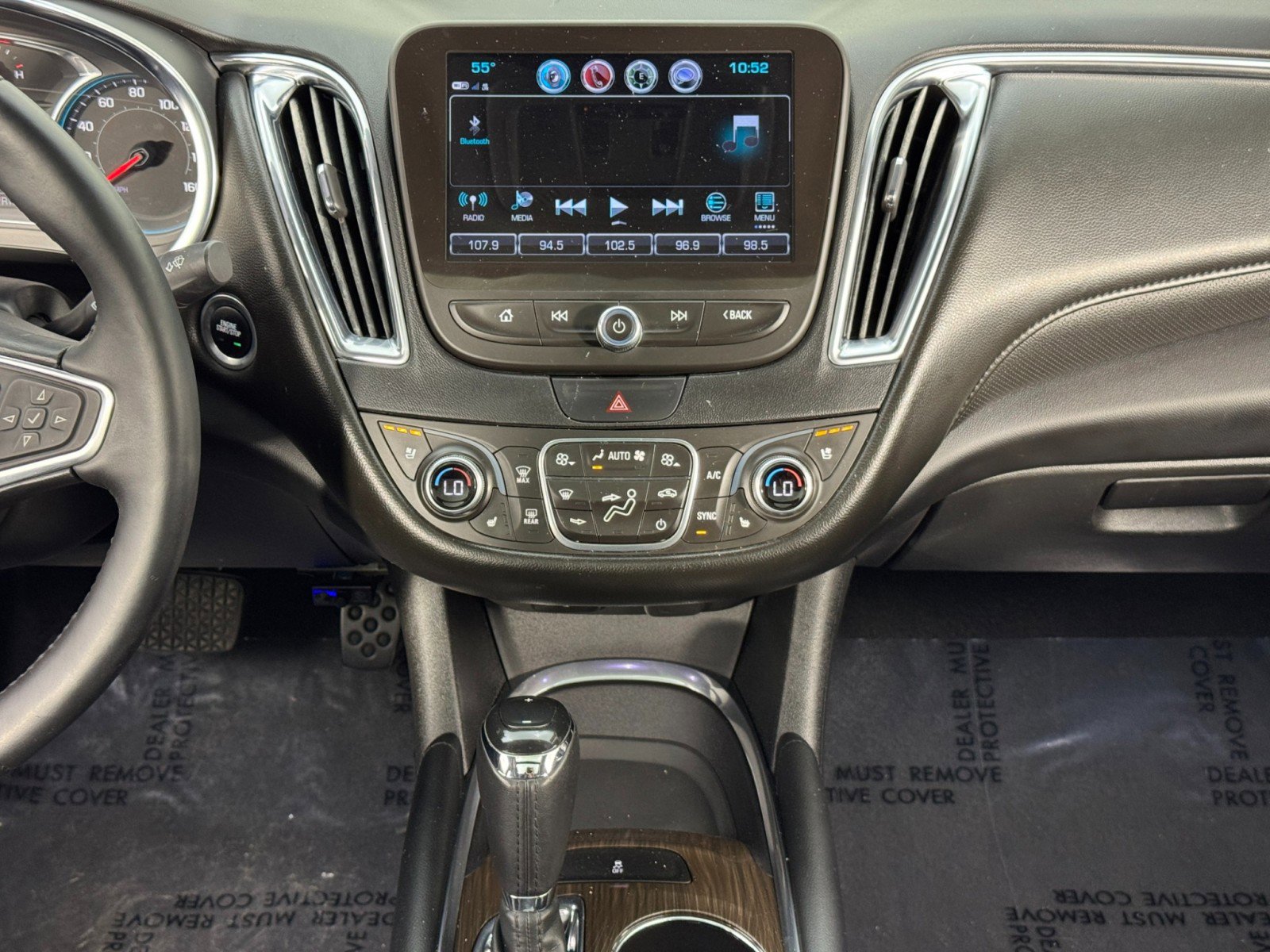 Used 2017 Chevrolet Malibu Premier w/ Premier Sun and Wheel Package image 22