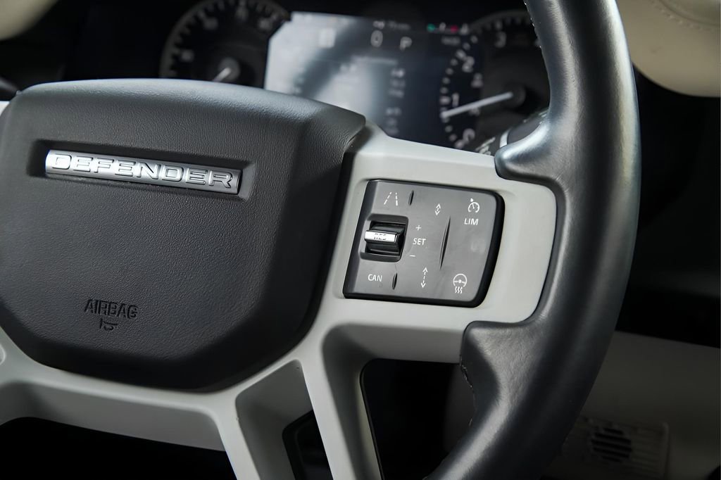 Used 2023 Land Rover Defender 110 X-Dynamic SE image 27