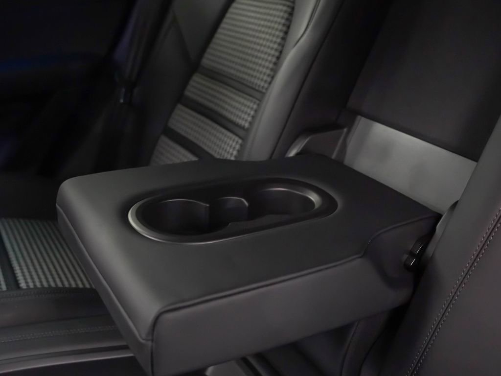 Certified 2025 Porsche Cayenne GTS image 15