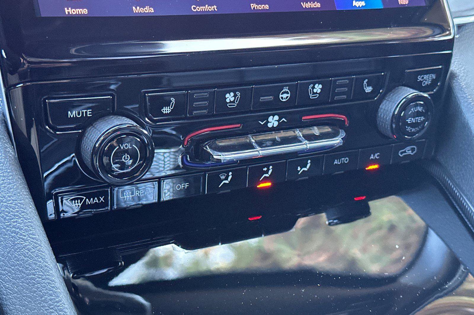 New 2025 Jeep Grand Cherokee L Limited w/ Luxury Tech Group II image 19