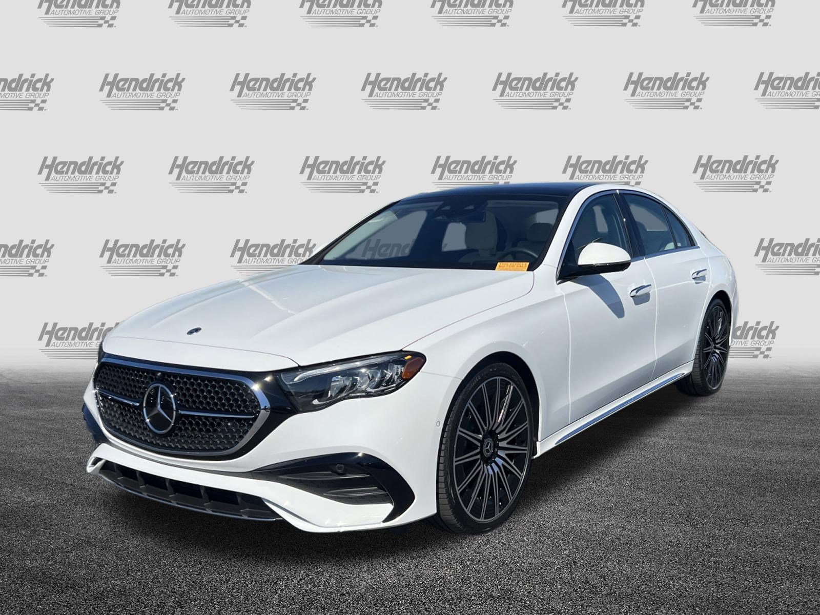 Used 2024 Mercedes-Benz E 450 4MATIC Sedan image 5