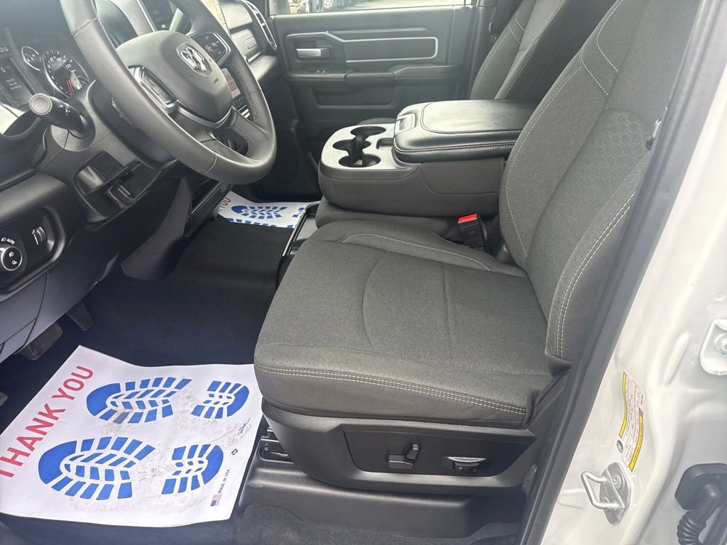 Used 2025 RAM 2500 Big Horn AWD/4WD image 15