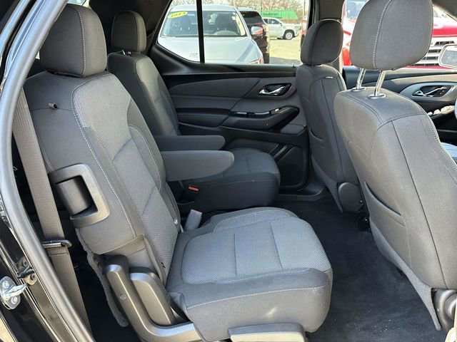Used 2023 Chevrolet Traverse LT image 18