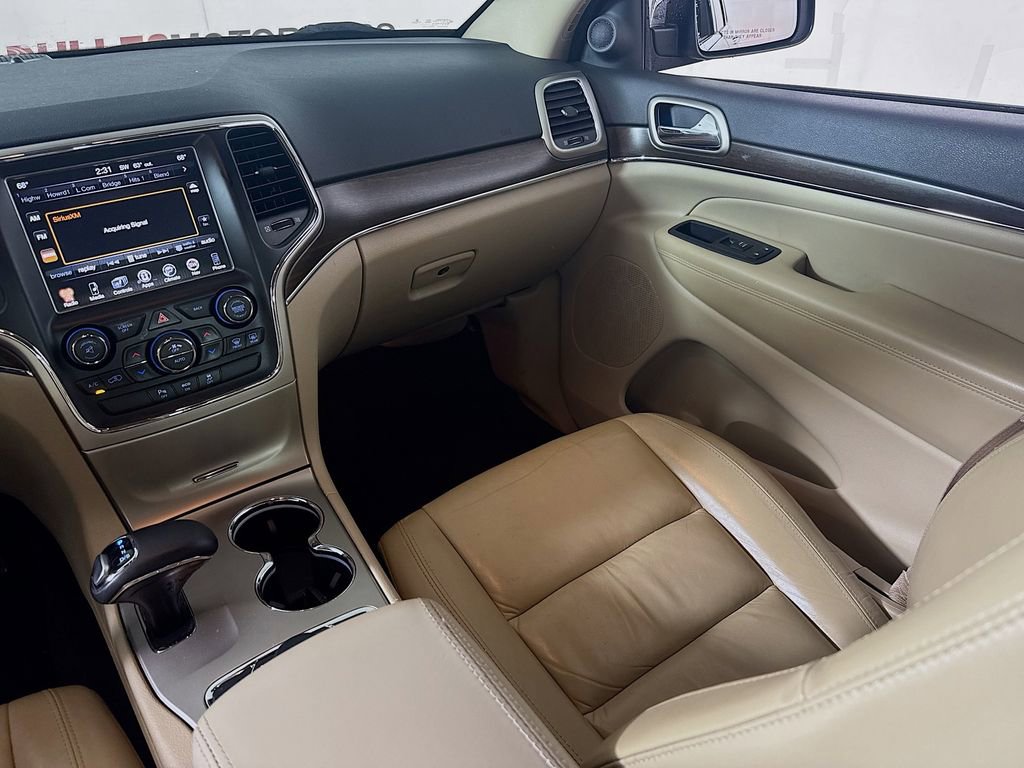Used 2015 Jeep Grand Cherokee Limited image 24