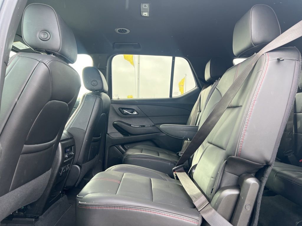 Used 2023 Chevrolet Traverse RS image 25