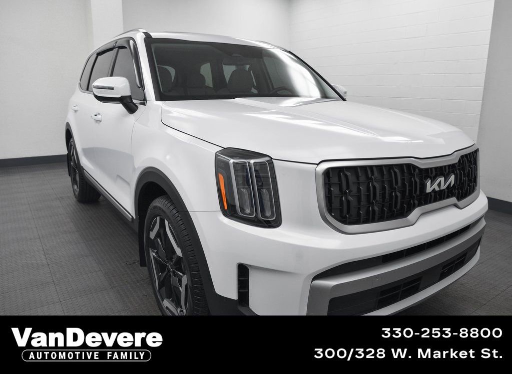 Used 2025 Kia Telluride EX image 1