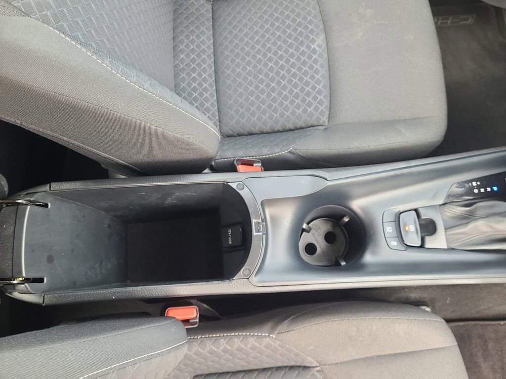 Used 2021 Toyota C-HR LE FWD image 26