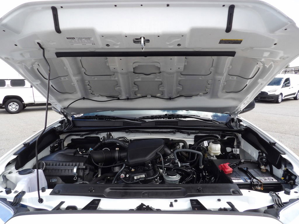 Used 2022 Toyota Tacoma SR image 40