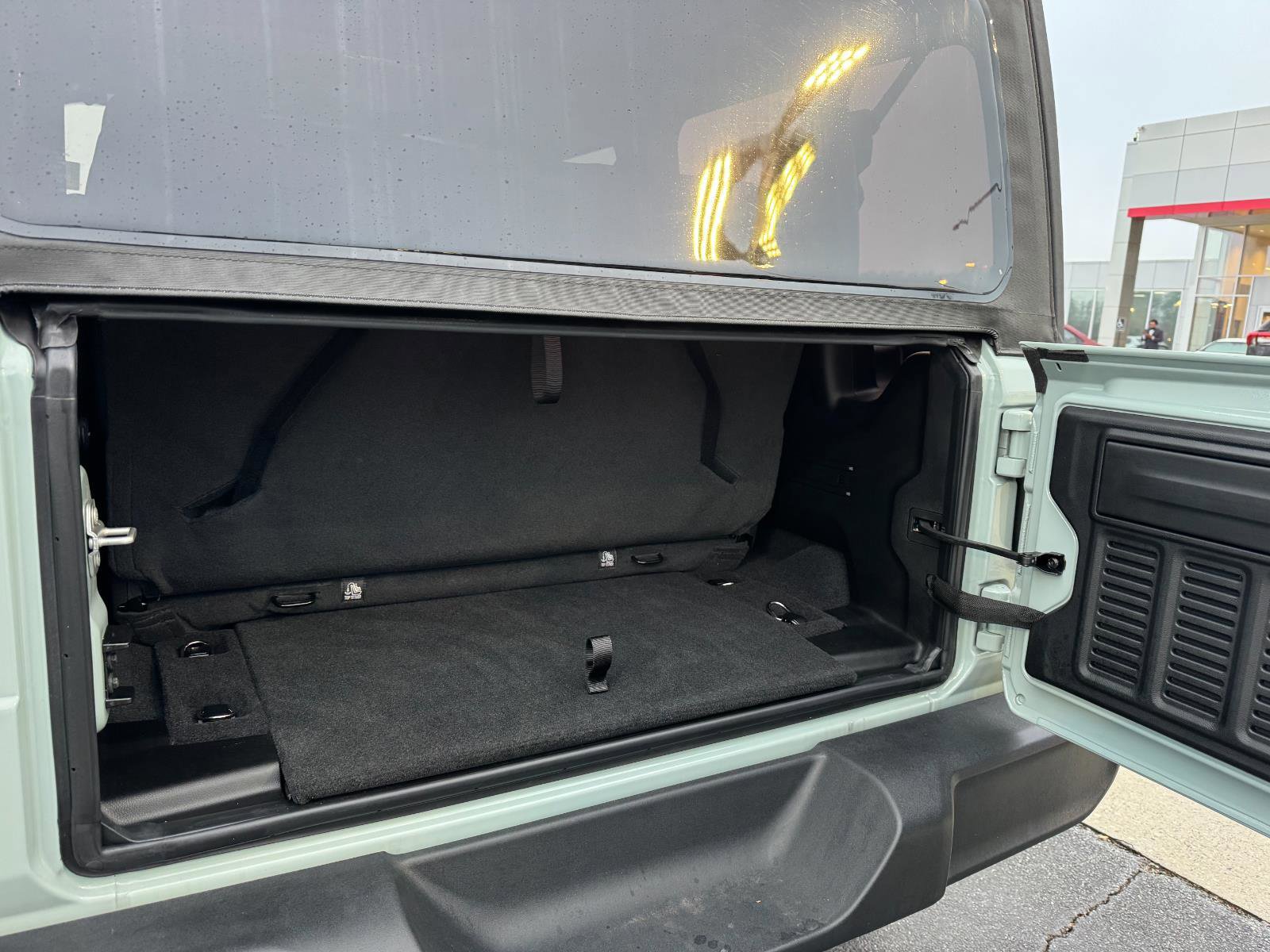 Used 2023 Jeep Wrangler Sport S image 21