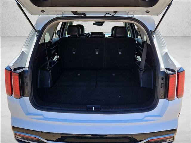 Used 2021 Kia Sorento S w/ Panoramic Sunroof Package image 6