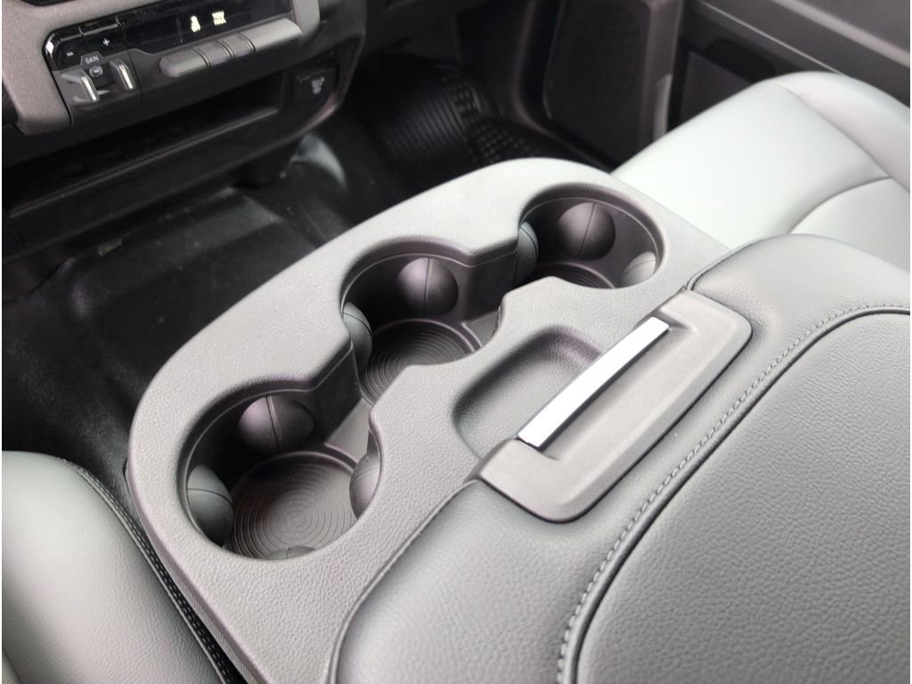 New 2026 RAM 2500 Tradesman w/ Chrome Appearance Group image 21