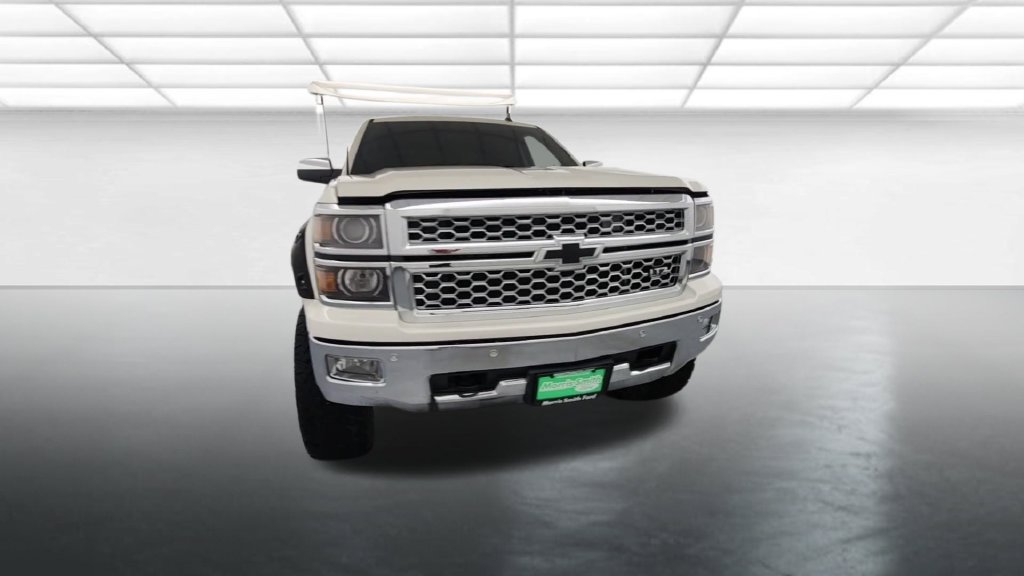 Used 2014 Chevrolet Silverado 1500 LTZ w/ LTZ Plus Package AWD/4WD image 2