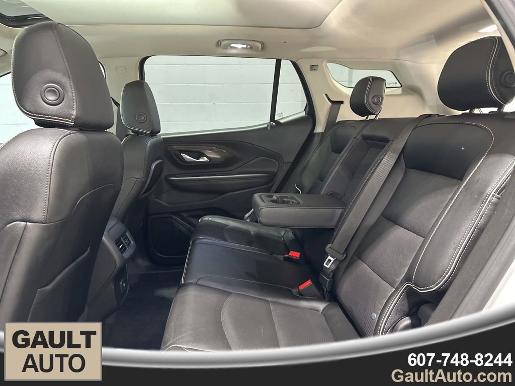 Used 2019 GMC Terrain Denali w/ Advanced Safety Package image 16