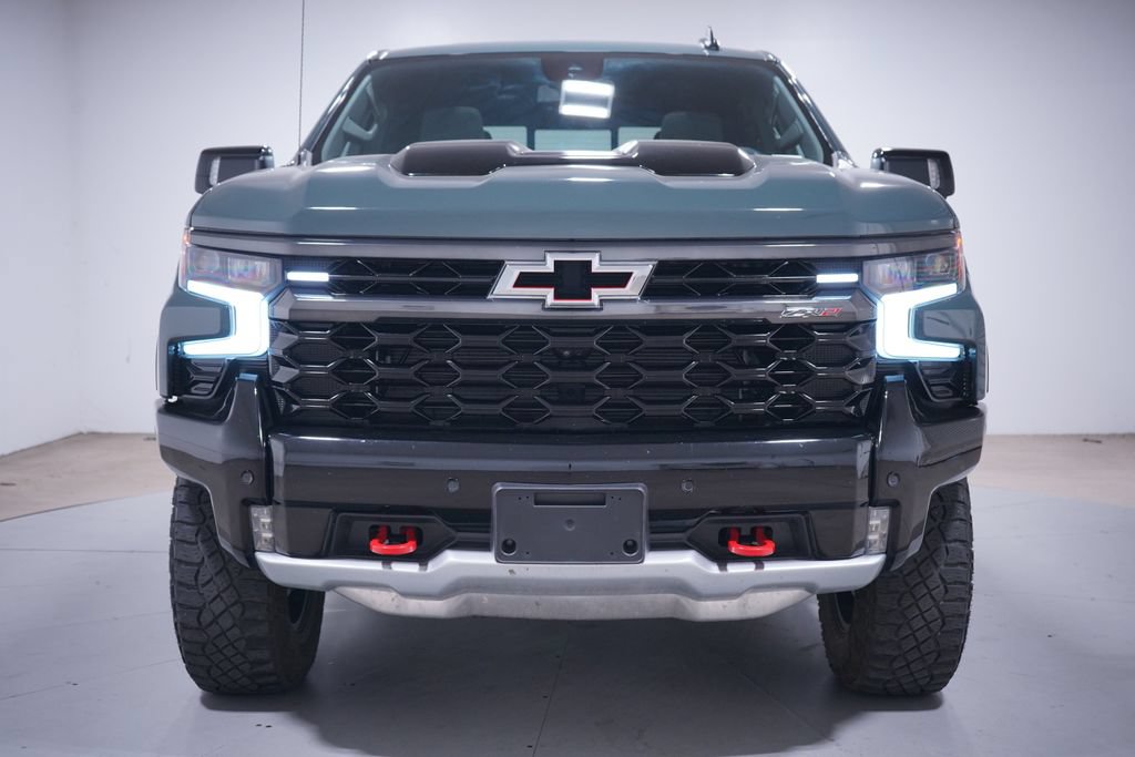 Used 2025 Chevrolet Silverado 1500 ZR2 AWD/4WD image 4