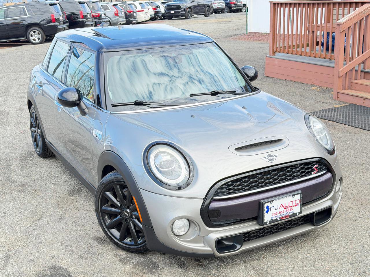 Used 2019 MINI Cooper S w/ Premium Package FWD image 2