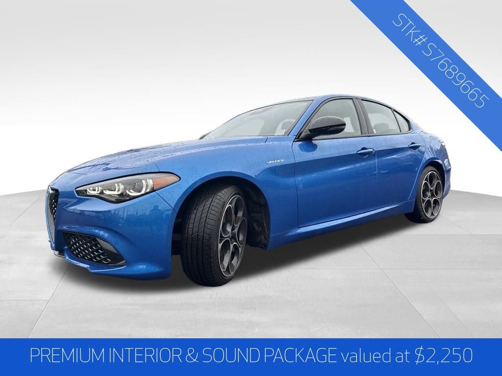 New 2025 Alfa Romeo Giulia image 3