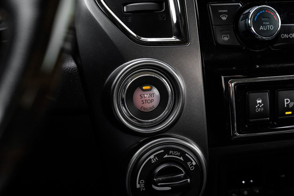 Used 2019 Nissan Titan Platinum Reserve w/ Platinum Utility Package AWD/4WD image 17