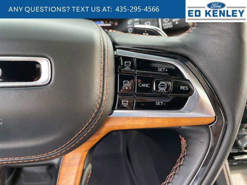 Used 2023 Jeep Grand Cherokee L Summit AWD/4WD image 22