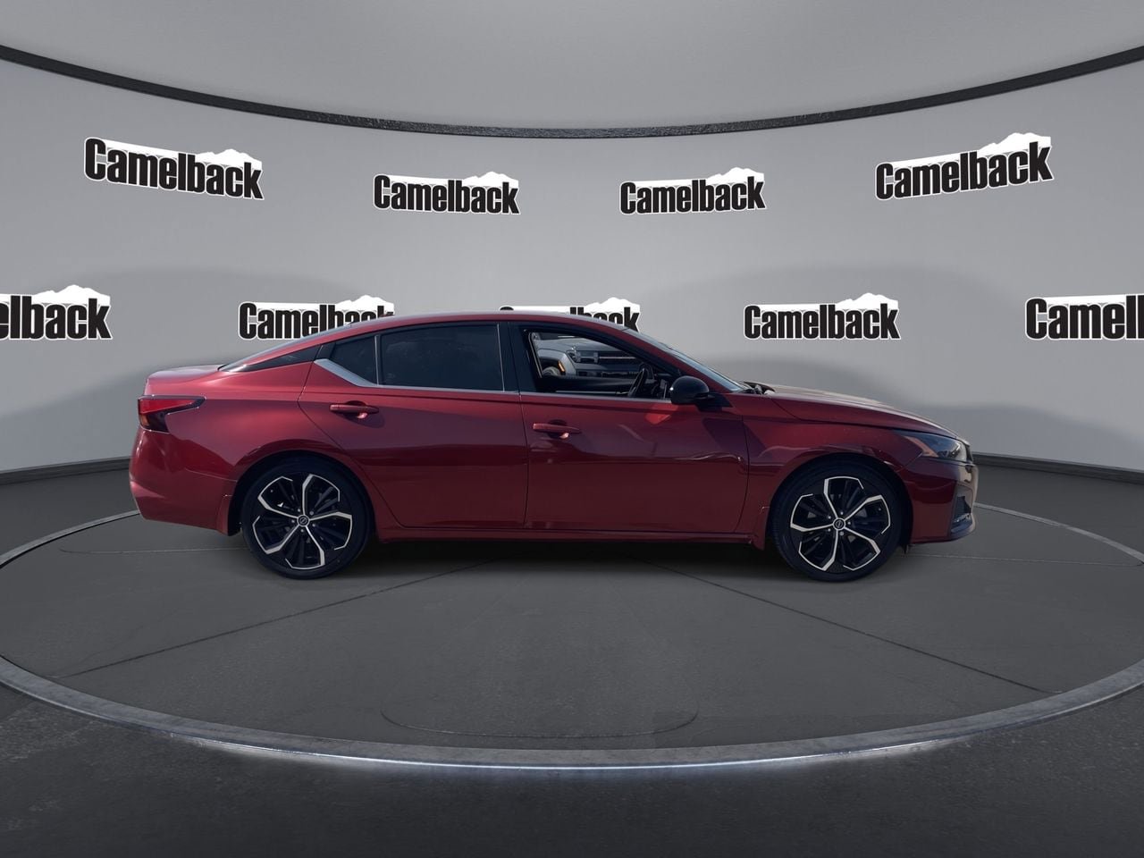 Used 2023 Nissan Altima 2.5 SR FWD image 8