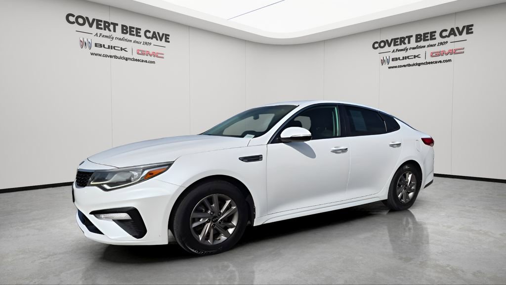 Used 2020 Kia Optima LX image 3