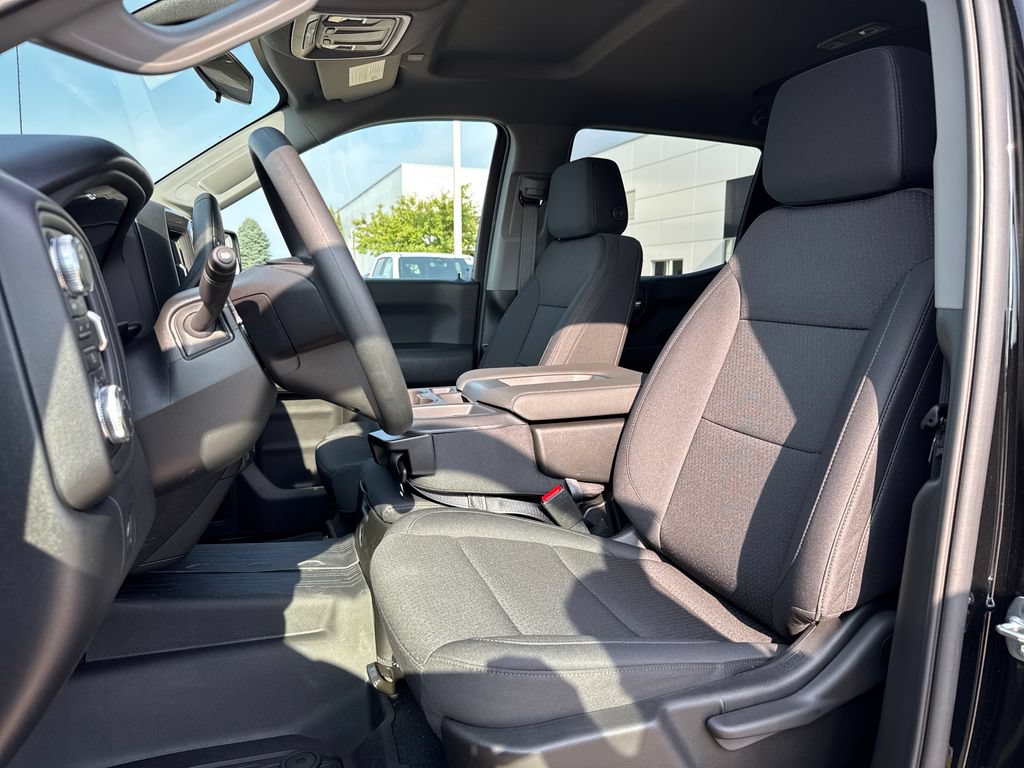 New 2026 GMC Sierra 1500 Pro w/ Graphite Edition AWD/4WD image 18