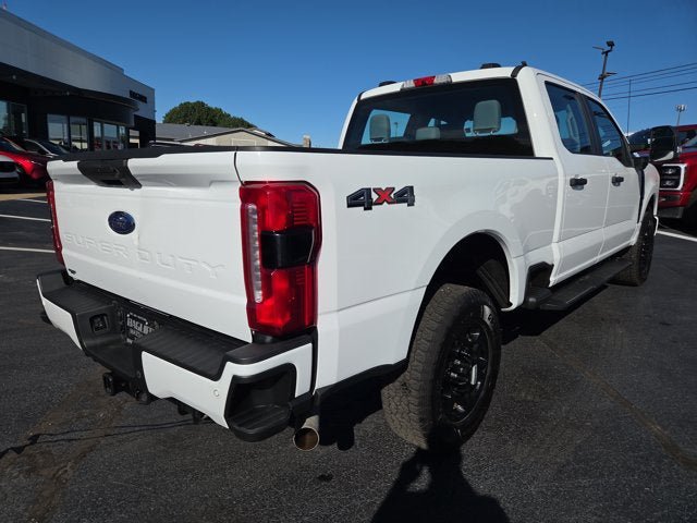 Used 2023 Ford F250 XL w/ STX Appearance Package AWD/4WD image 5
