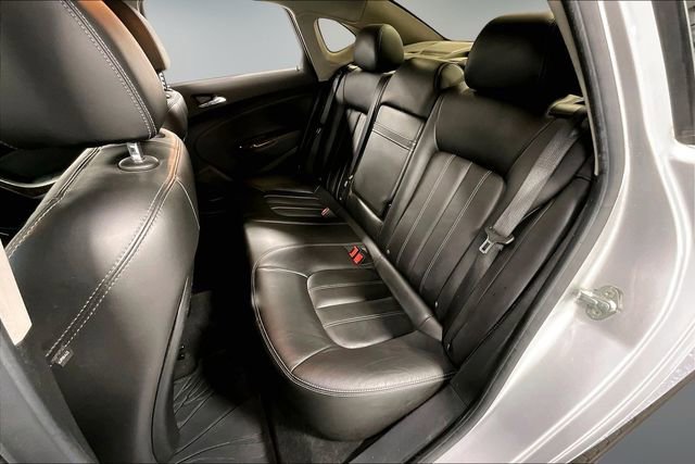 Used 2012 Buick Verano Leather FWD image 17