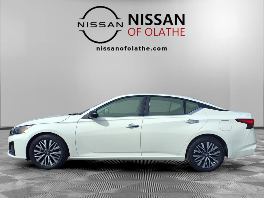 Certified 2025 Nissan Altima 2.5 SV image 20