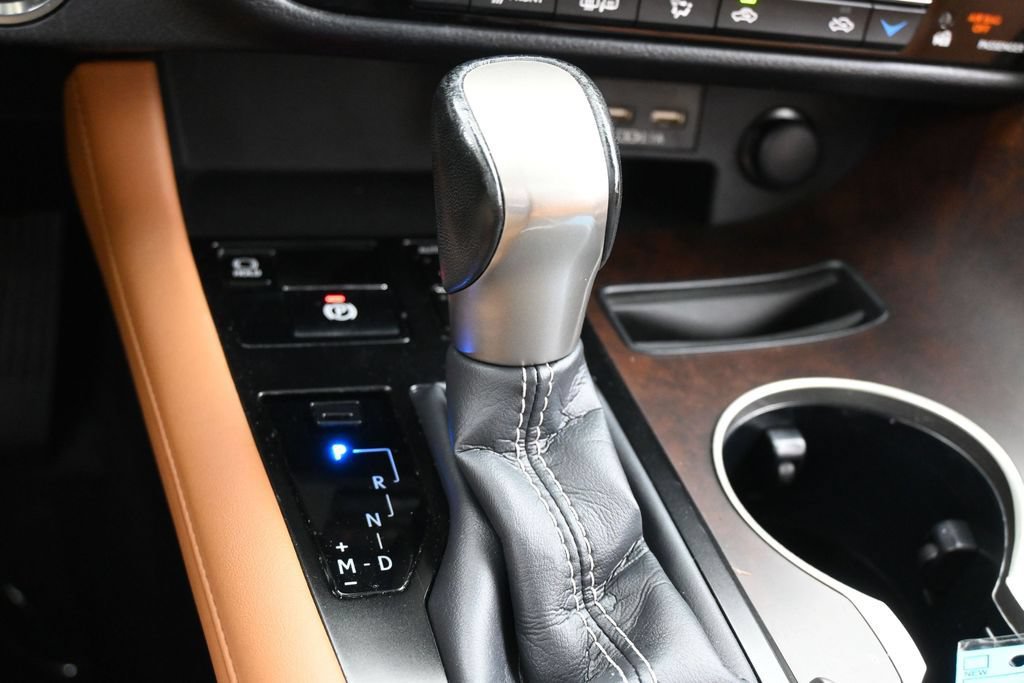 Used 2022 Lexus RX 350 FWD w/ Premium Package image 21