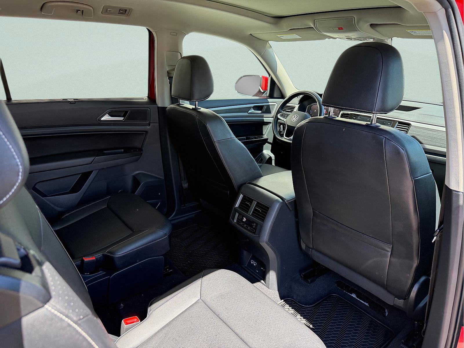 Used 2021 Volkswagen Atlas SEL AWD/4WD image 28