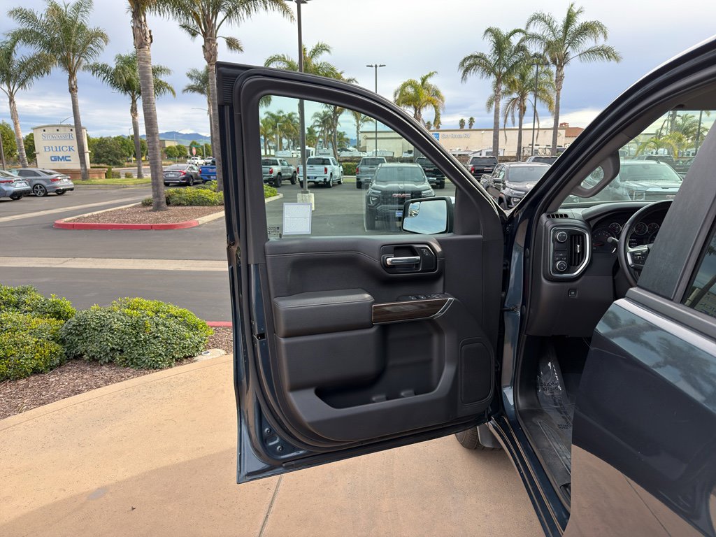 Used 2020 Chevrolet Silverado 1500 LT w/ Texas Edition image 11