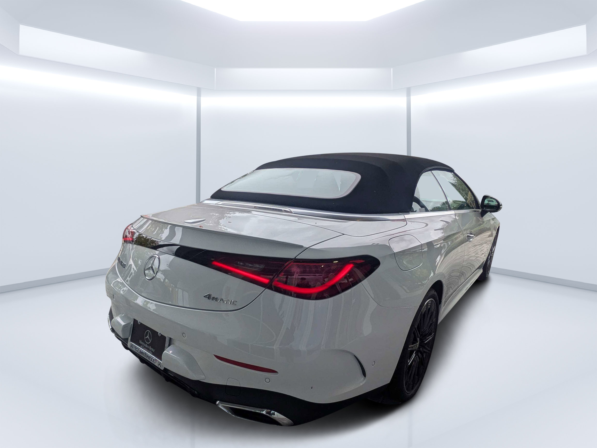 New 2027 Mercedes-Benz CLE 450 4MATIC Cabriolet image 3