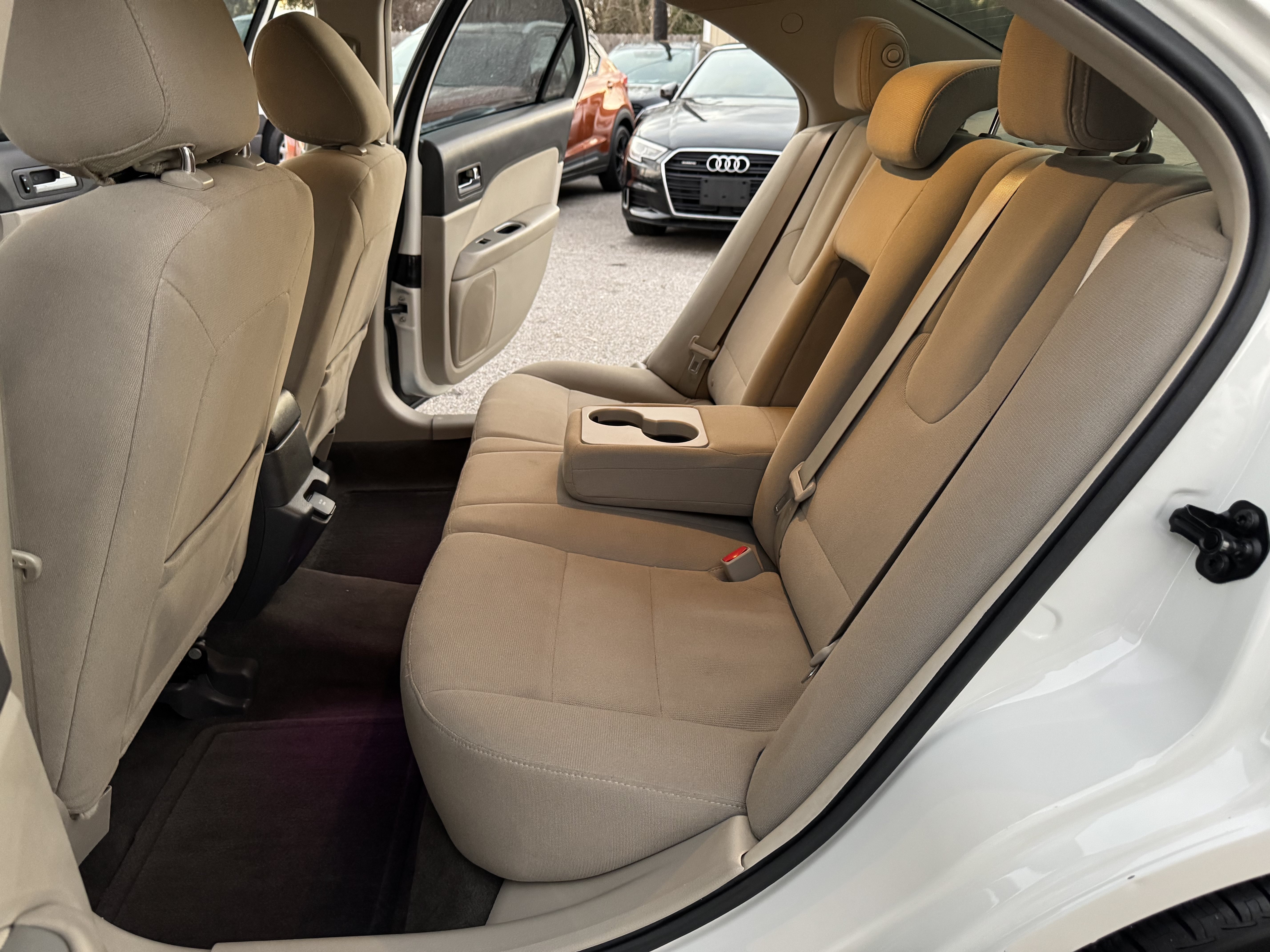Used 2012 Ford Fusion Hybrid FWD image 13