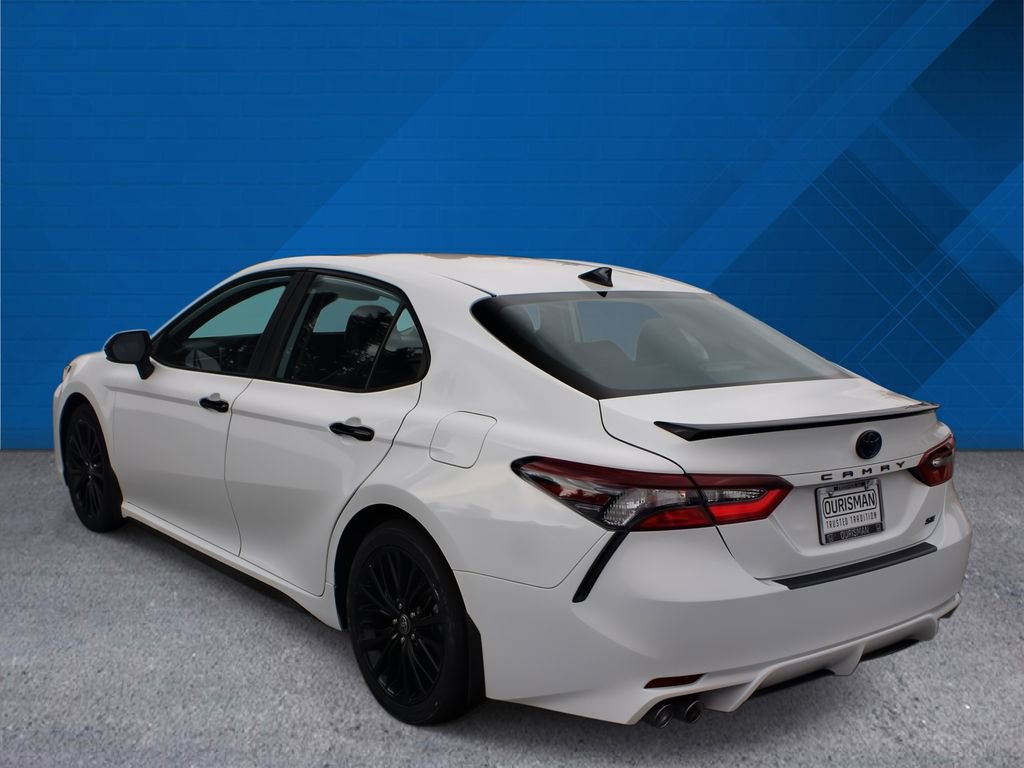 Used 2022 Toyota Camry SE image 7