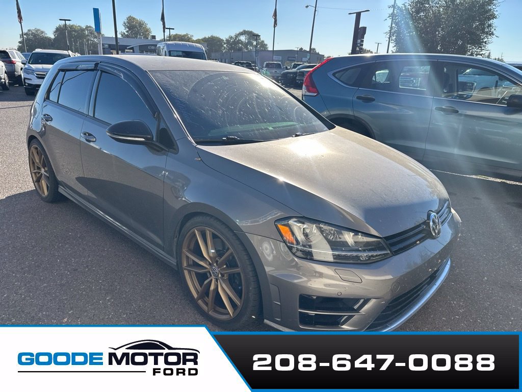 Used 2017 Volkswagen Golf R 4-Door AWD/4WD image 4