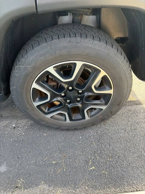 Used 2020 Jeep Compass Trailhawk AWD/4WD image 12